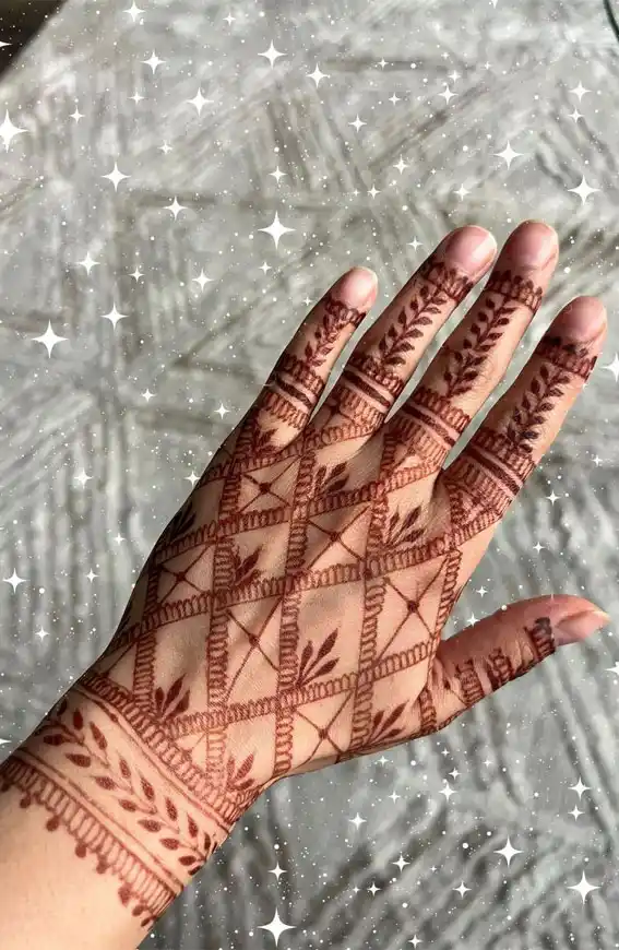 Geometric Mehndi for Fingers