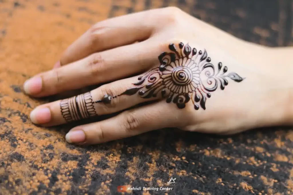 Minimalist 1 Finger Mehndi Design