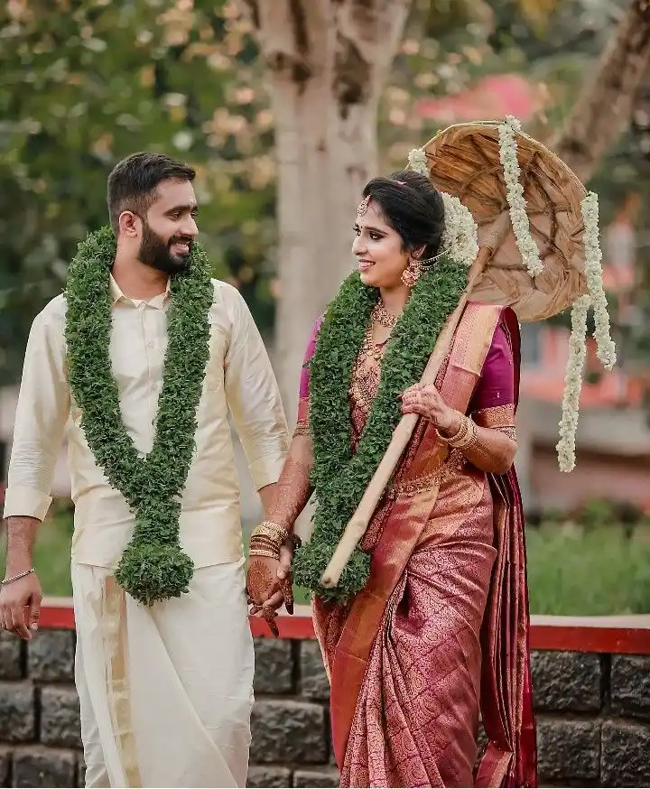Tulsi and Mango Leaf Garland